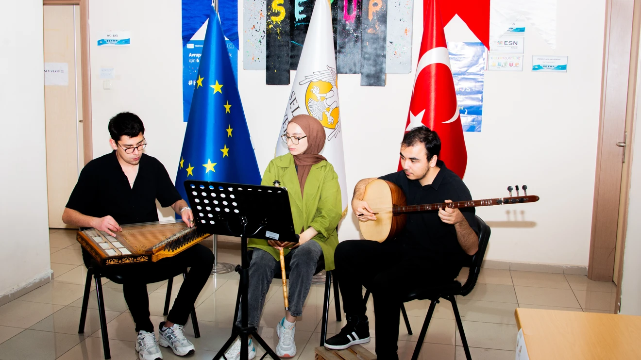 11 ülkeden araştırmacılar Selçuk Üniversitesinde bir araya geldi